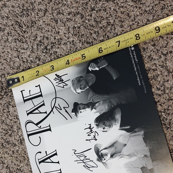 Delta Rae Hand Signed Autograph Photo - Picture 4 of 4